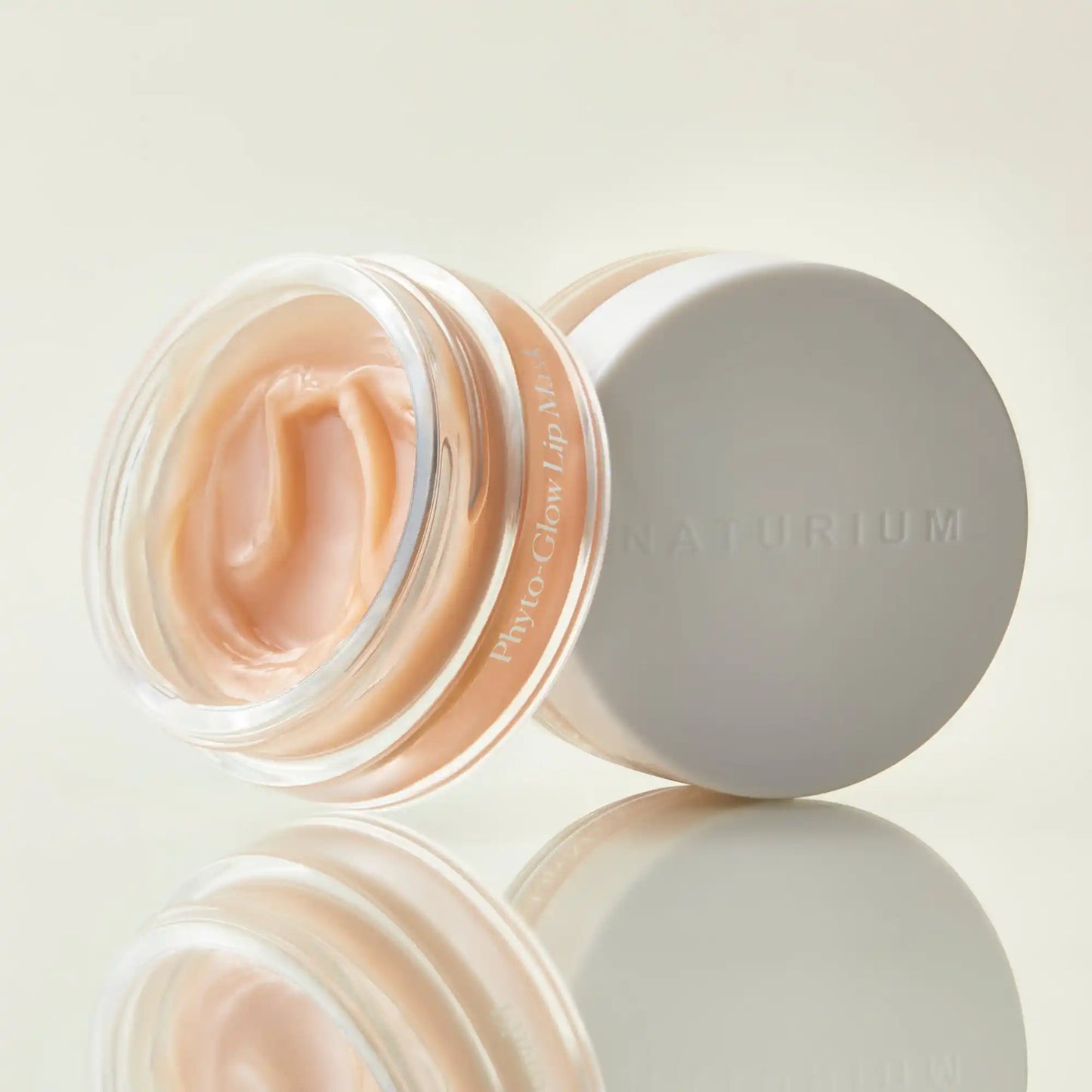phyto-glow-lip-mask-w5 phyto-lipmask_0607-crop.webp
